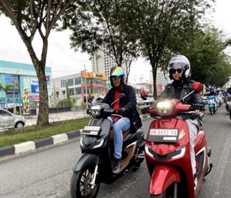 Bikers Honda saat hadiri Fashion Meet Up Honda Stylo 160 di Mal SKA Pekanbaru.(foto:istimewa)